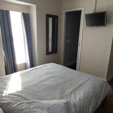 Guest house Invernook 3*