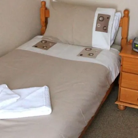Invernook Guest house 3*
