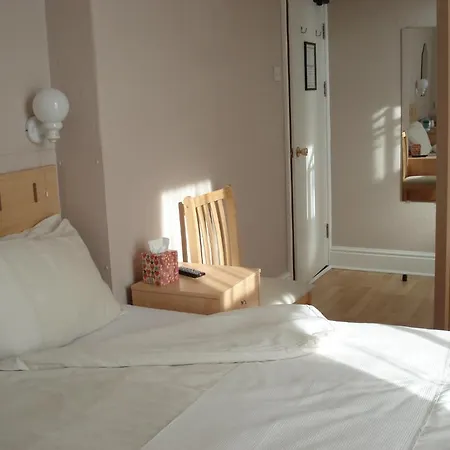 Guest house Invernook