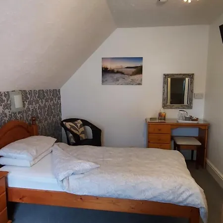 Invernook Guest house 3*
