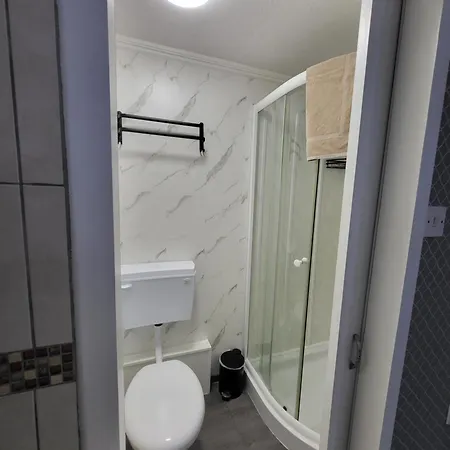 Invernook Guest house 3*