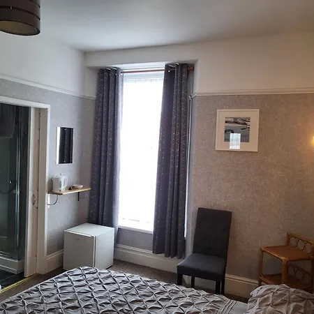 Konukevi Invernook 3*