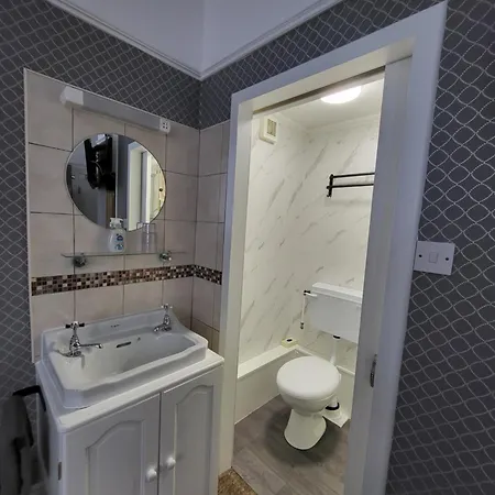 Guest house Invernook